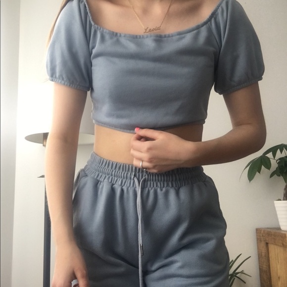 BABY BLUE CROP TOP - Picture 2 of 3